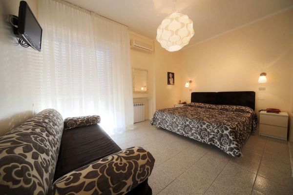 Hotel Cristallo (Brescia)